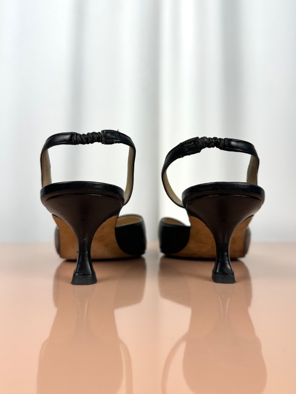 Vintage Manolo Blahnik Black Leather Pointed Toe Slingback Heels EU 39 - Picture 11 of 16